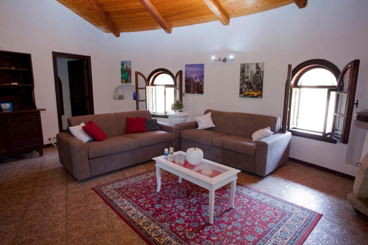 Casale Al Mare - With Swimming Pool 150 Meters From The Villa Porto Columbu - Perd'E Sali